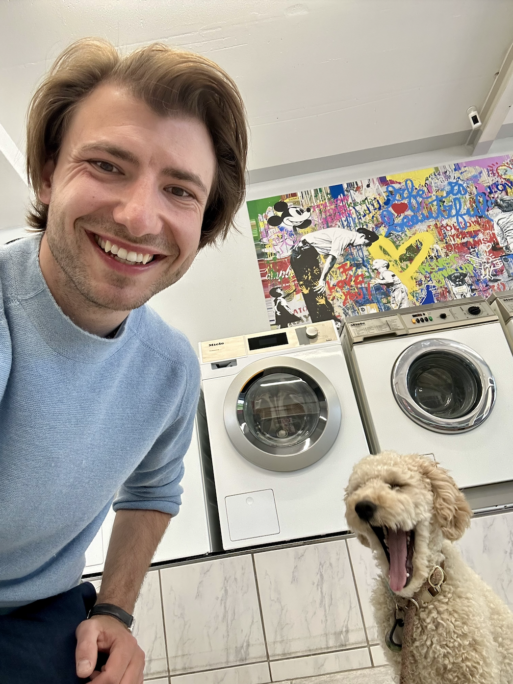 Simon Dworaczek mit Hund Louie